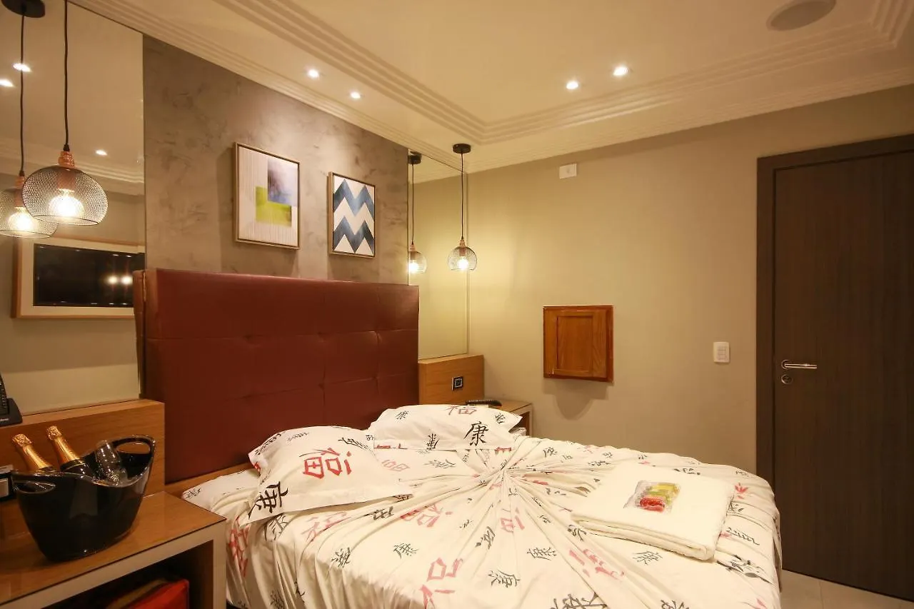 Gloria Plaza Hotel (Adults Only) ساو باولو
